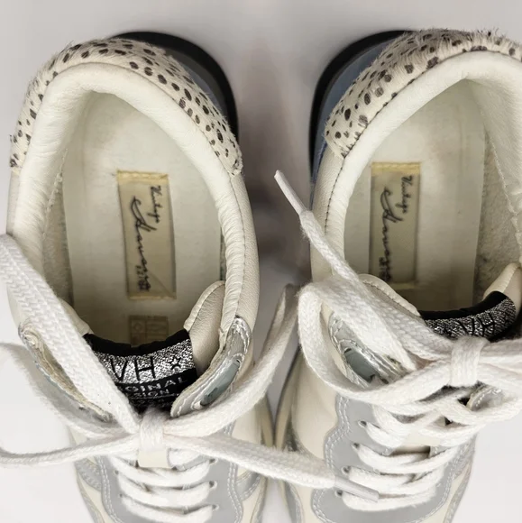 Vintage Havana, Silver and Blue Star Sneakers, Women's Size 6.5 - Picture 6 of 9